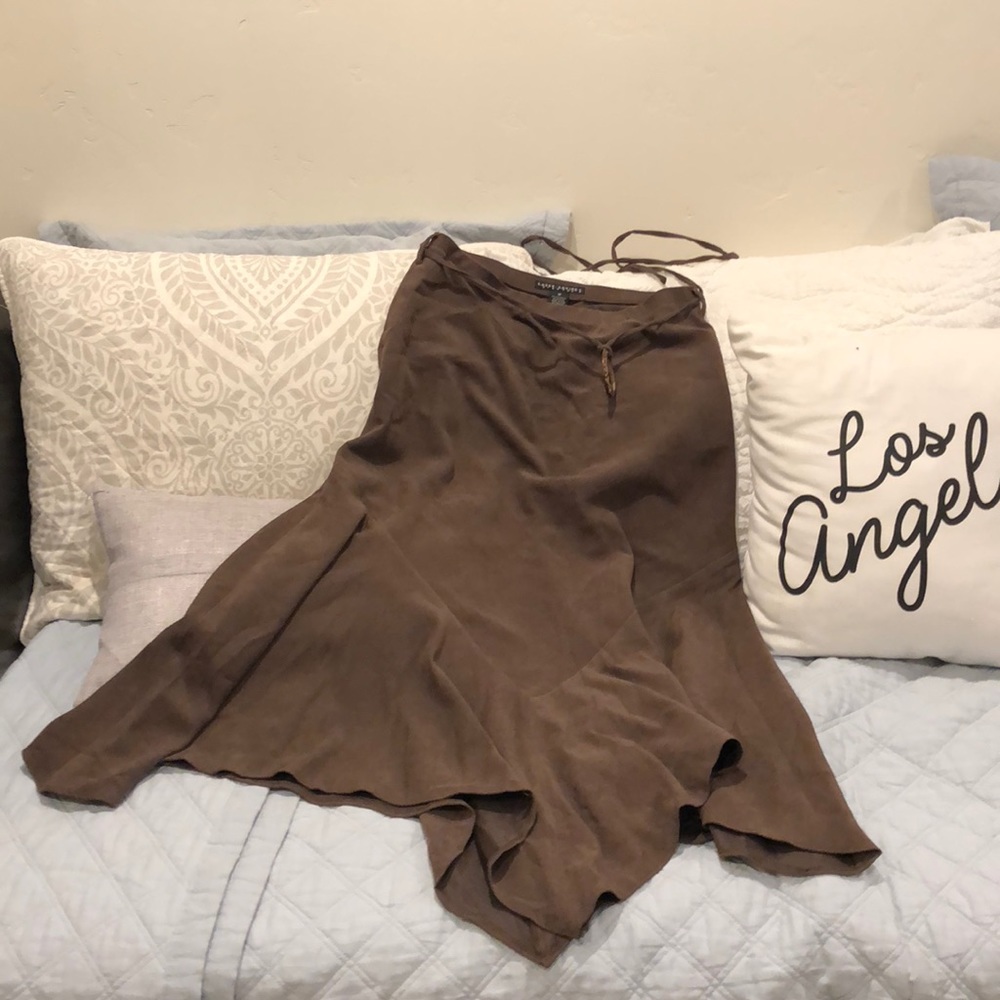 Women’s Larry Levine genuine suede long skirt size 12